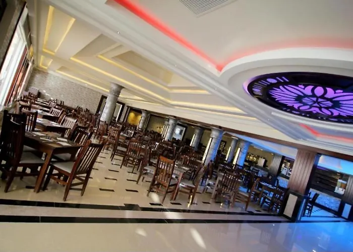Mirage Bay Aquapark Lilyland Suites Апарт-отель *