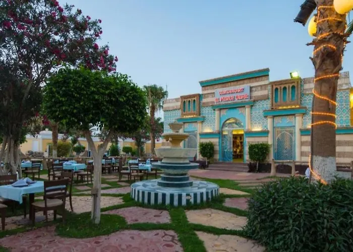 Апарт-отель Mirage Bay Aquapark Lilyland Suites Хургада
