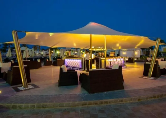 Mirage Bay Aquapark Lilyland Suites Апарт-отель Хургада