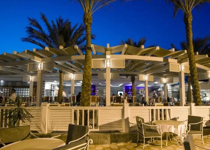 Апарт-отель Mirage Bay Aquapark Lilyland Suites