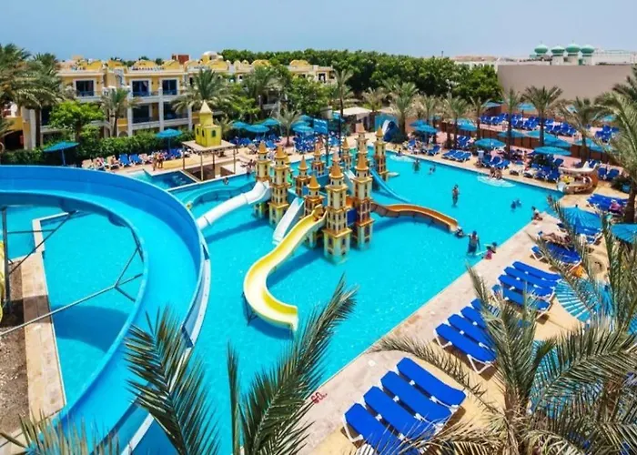 Апарт-отель Mirage Bay Aquapark Lilyland Suites *