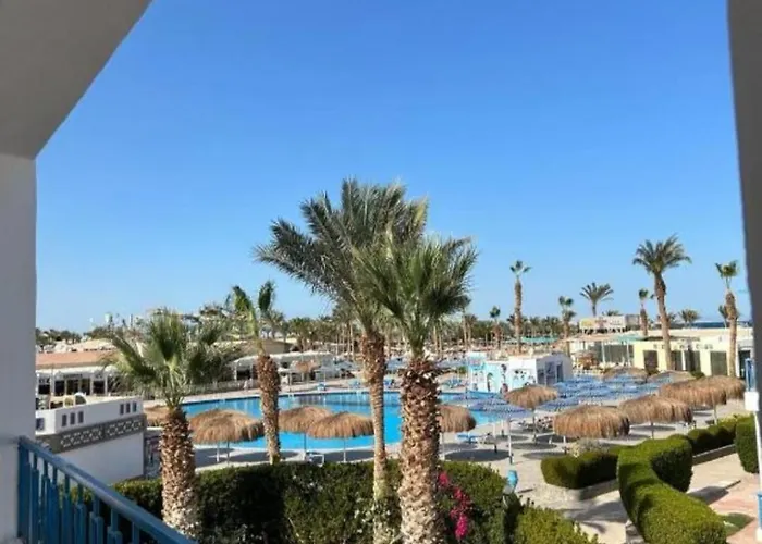 Апарт-отель Mirage Bay Aquapark Lilyland Suites Хургада